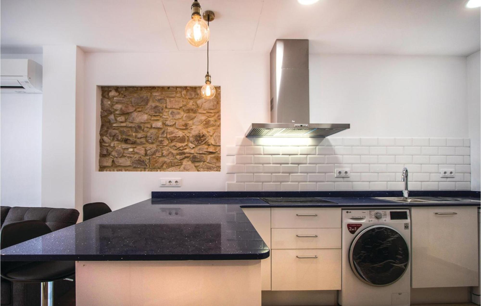 Amazing Apartment In Blanes With Kitchen Exteriér fotografie